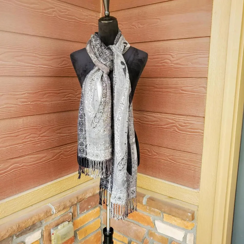 Collectioneighteen Paisley Floral Shawl Scarf Black and Ivory Fringe EUC
